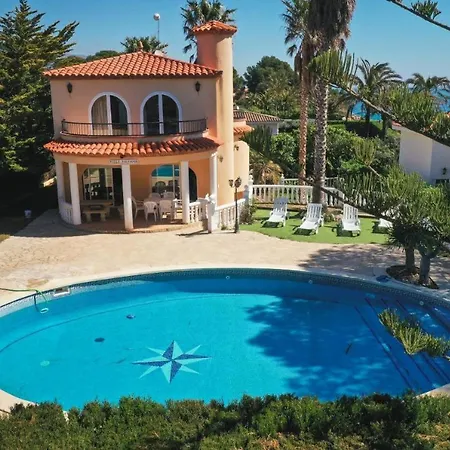 Roy Villa Les Tres Cales