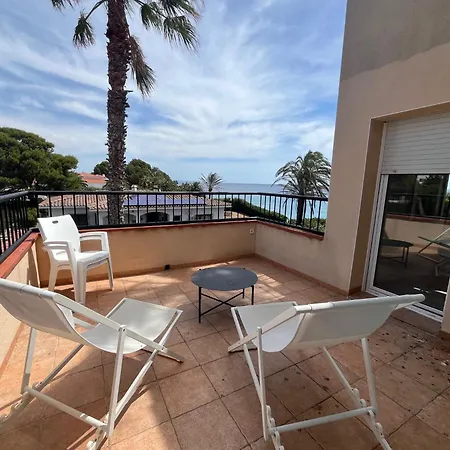 Roy Villa Les Tres Cales